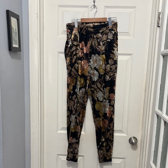 Molly Bracken Pants - La Maison by Molly Bracken Velvet Floral Joggers